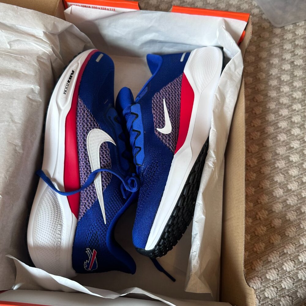 NEW NIKE Air Zoom Pegasus 41 BUFFALO BILLS Athletic‎ Running Shoes Women's Sz 9